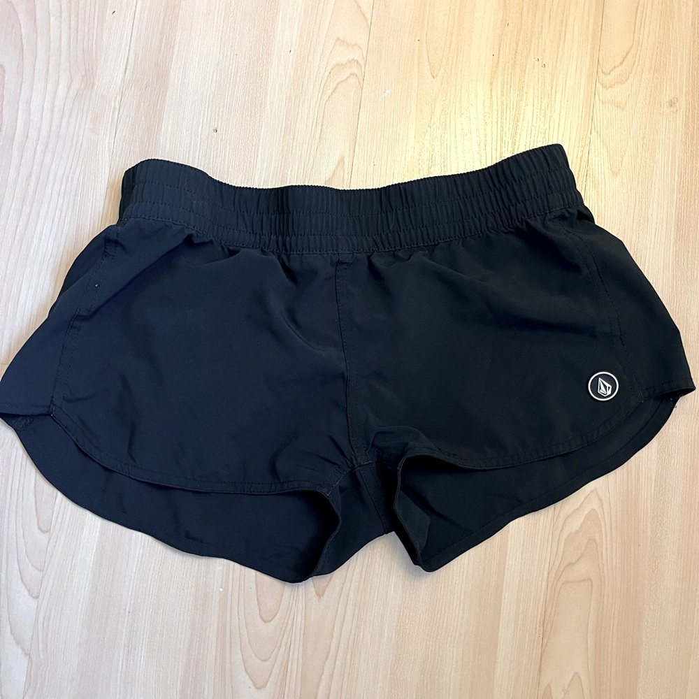 Athletic shorts